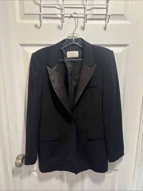 Babaton Yates Tuxedo Blazer